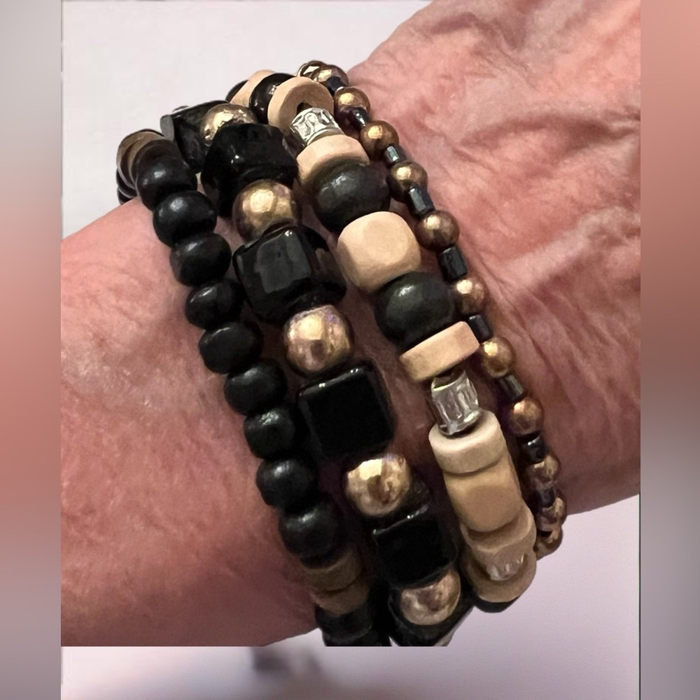 Black and Gold Beaded Bracelets Set NEW